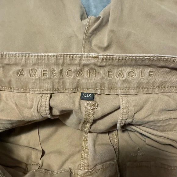 American Eagle Outfitters Khaki Chinos - Picture 3 of 4
